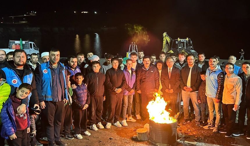 Diyanet Gençlik Merkezi Gençlerle Acıgöl Jeokamp Alanında Buluştu