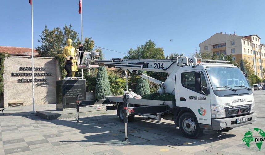 Karapınar Mesleki Eğitim Merkezi Öğrencilerinden Atatürk Anıtı’na Bakım Çalışması