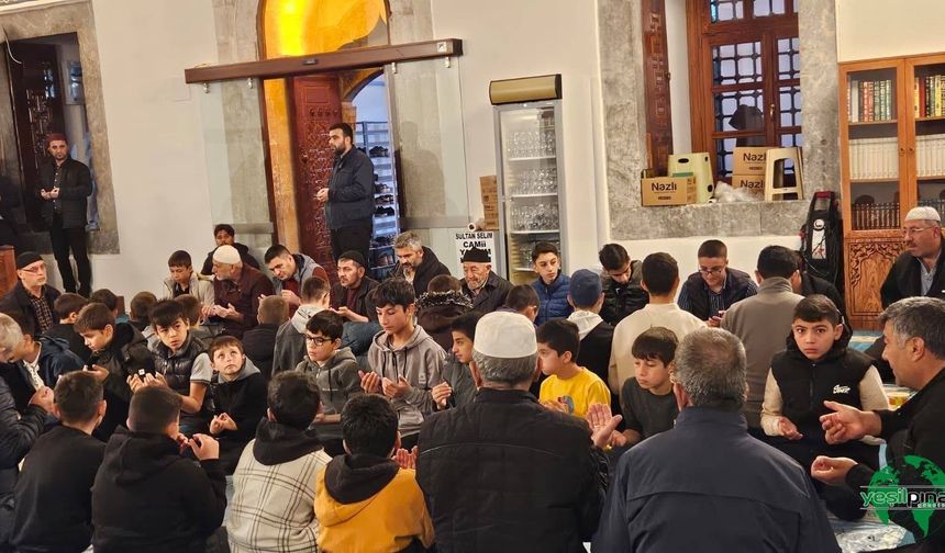 Karapınar’da “Ailecek Sabah Namazında Buluşuyoruz” Programı Düzenlendi