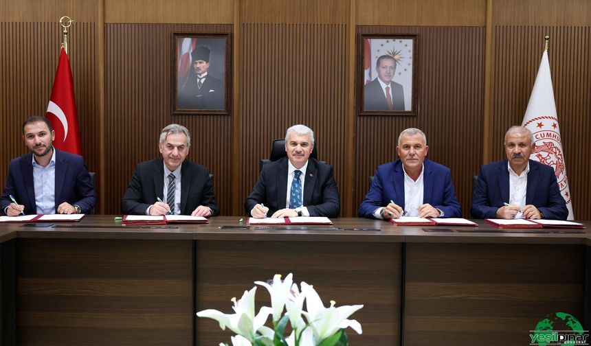 Karapınar Cumhuriyet Ortaokuluna 12 Derslikli Ek Bina İçin Protokol İmzalandı