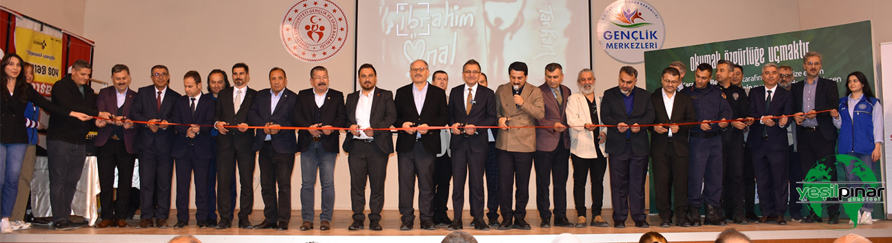 Karapınar'da "Okumak Özgürlüğe Uçmaktır" Sloganıyla Kitap Fuarı Kapılarını Açtı