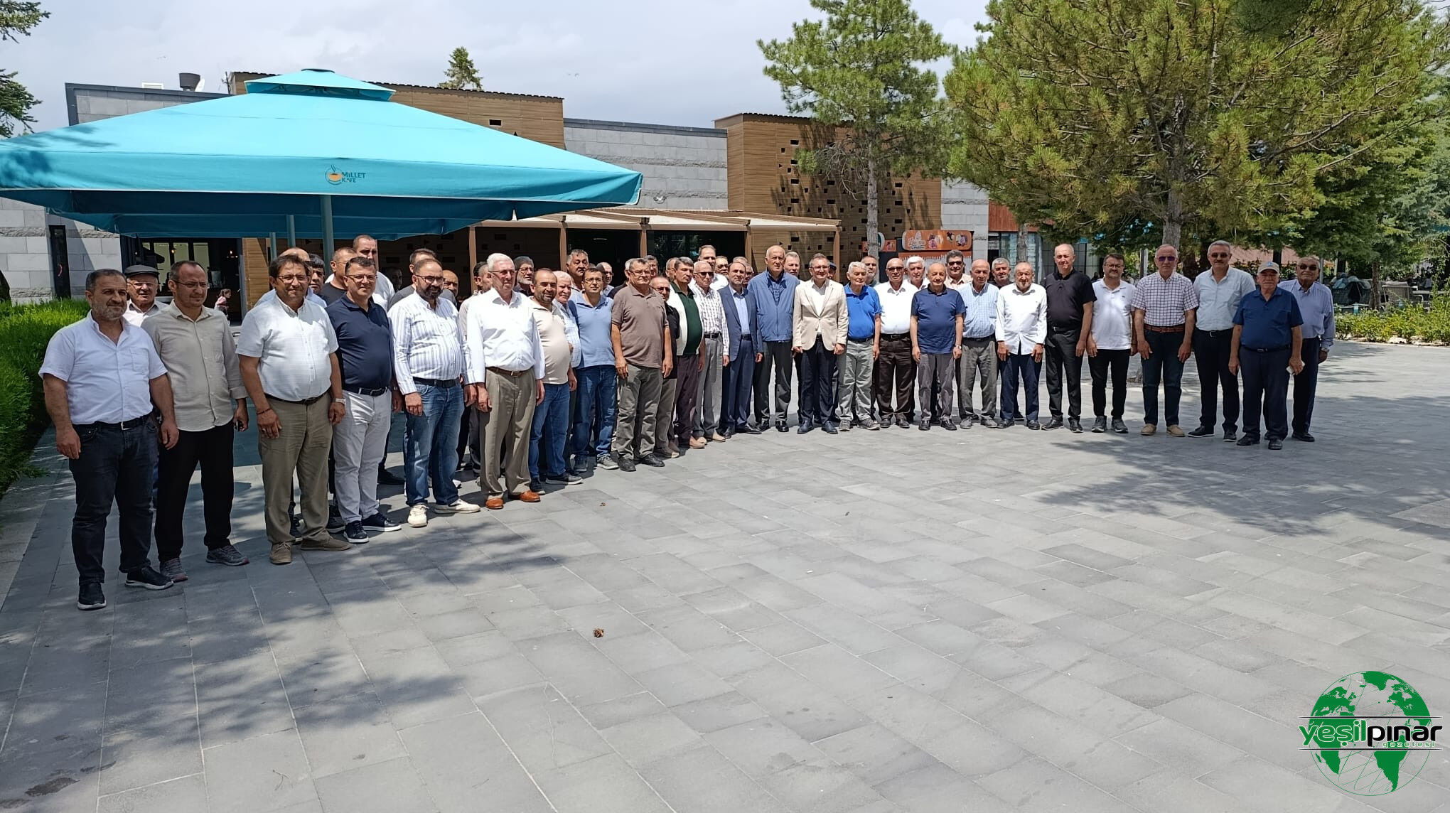 AK Parti Karapınar Teşkilatının Eski ve  Yeni Yöneticileri Kahvaltıda Buluştu